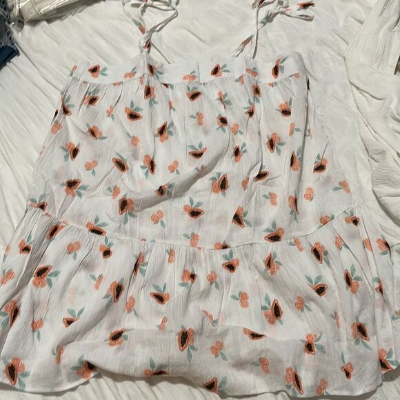 NWT- Loft - L - Picture 2 of 5